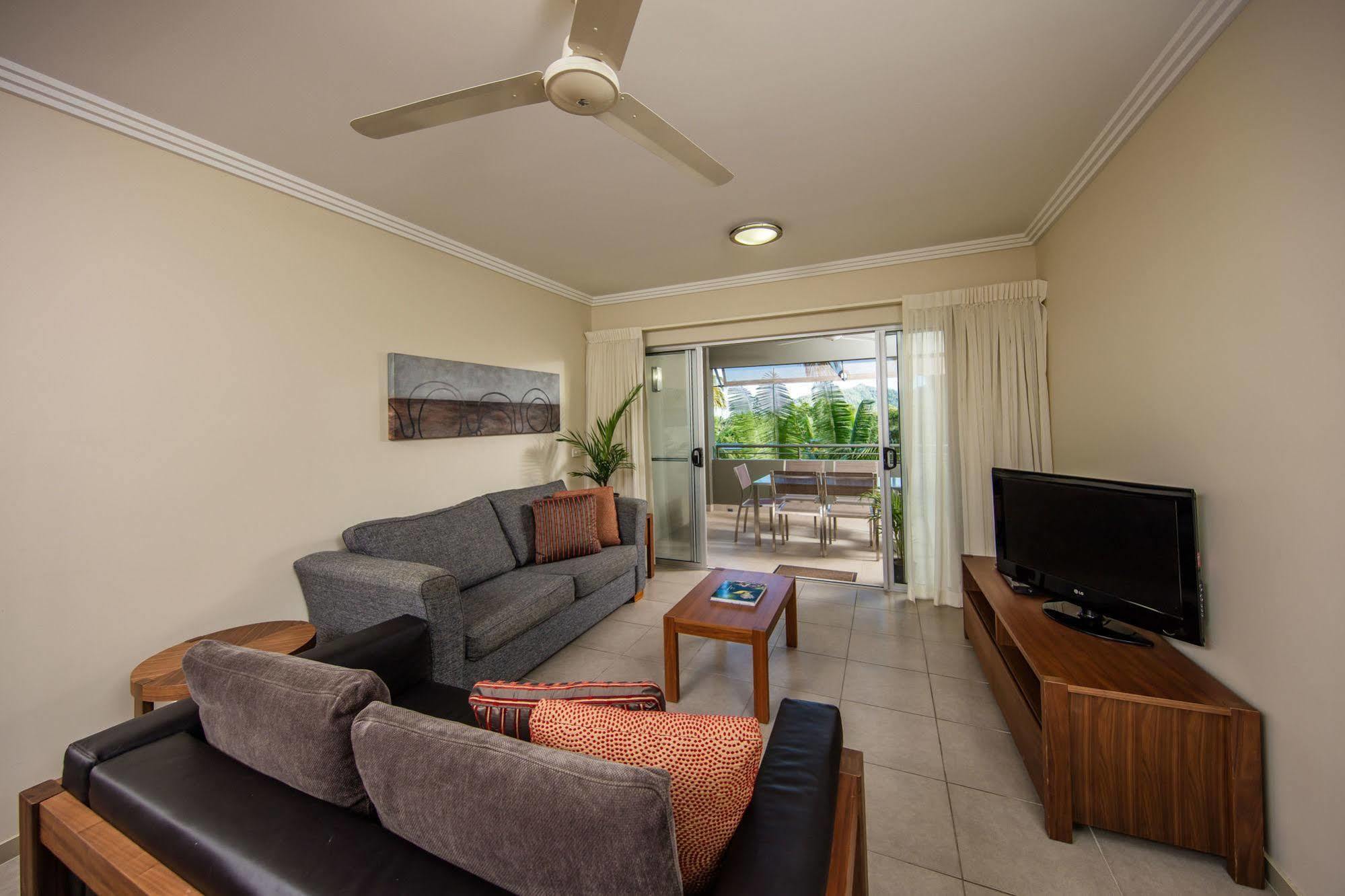 Paradise Palms Resort Cairns Exterior photo